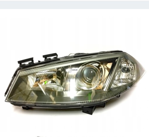 megane-ii-yil-03-06-arasi-depo-sol-far-xenon-motorlu-7701064022-5102.jpg