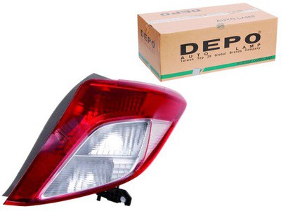toyota-yaris-p13-yil-2011-2014-depo-sag-stop-lambasi-81551-0d370-16200.jpg