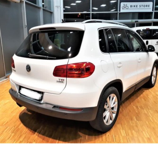 vw-tiguan-yil-2011-uzeri-depo-stop-lambasi-ic-sol-5n0945093g-6370.jpg